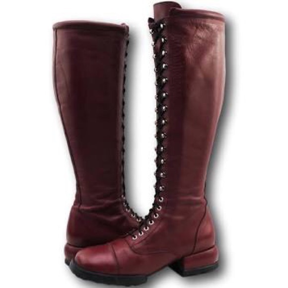John Fluevog Shoes - RARE John Fluevog unity skiprope red leather boots